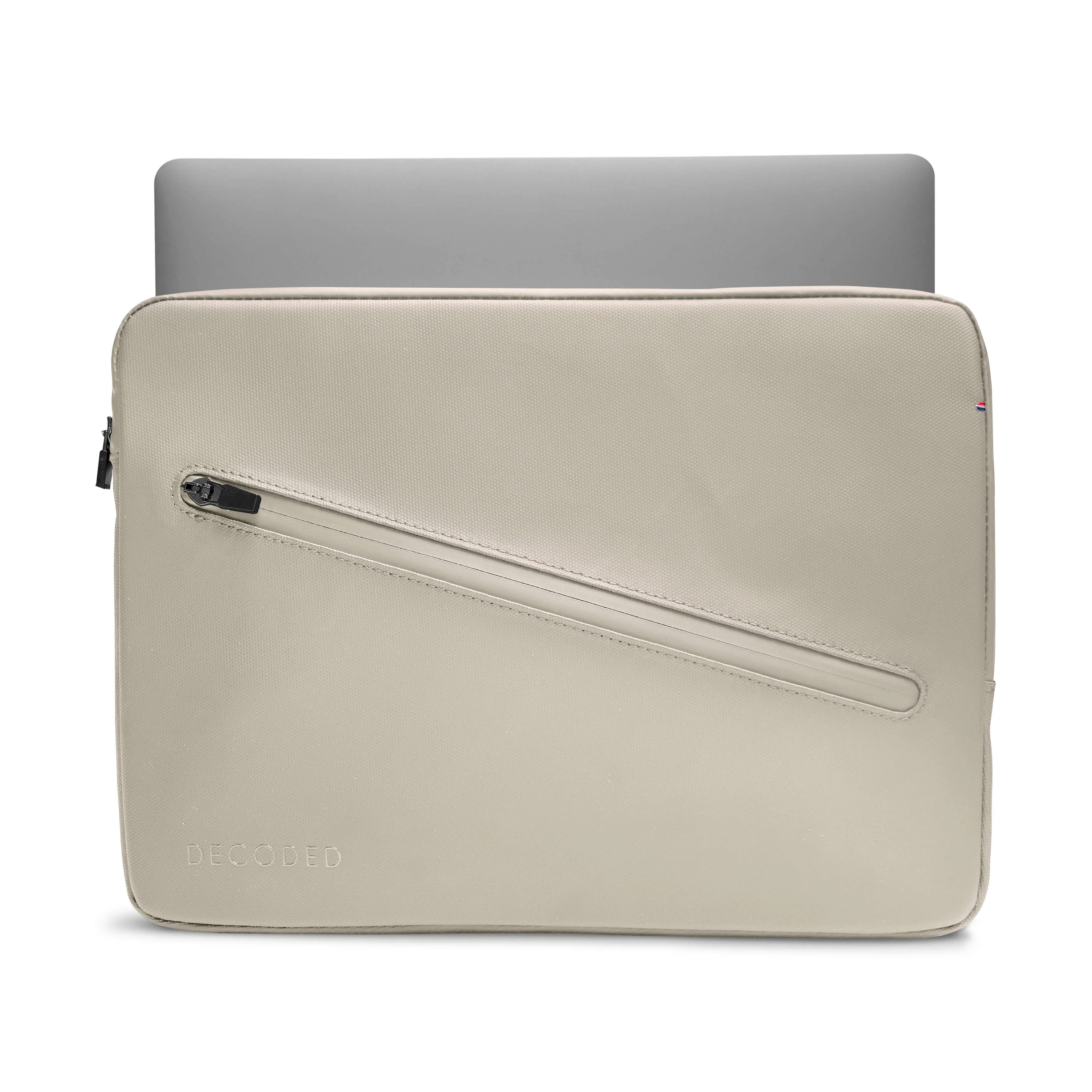 Frame Sleeve Coated Nylon | Clay | Macbook 13 Inch | D24MB13S2CY - Image 4