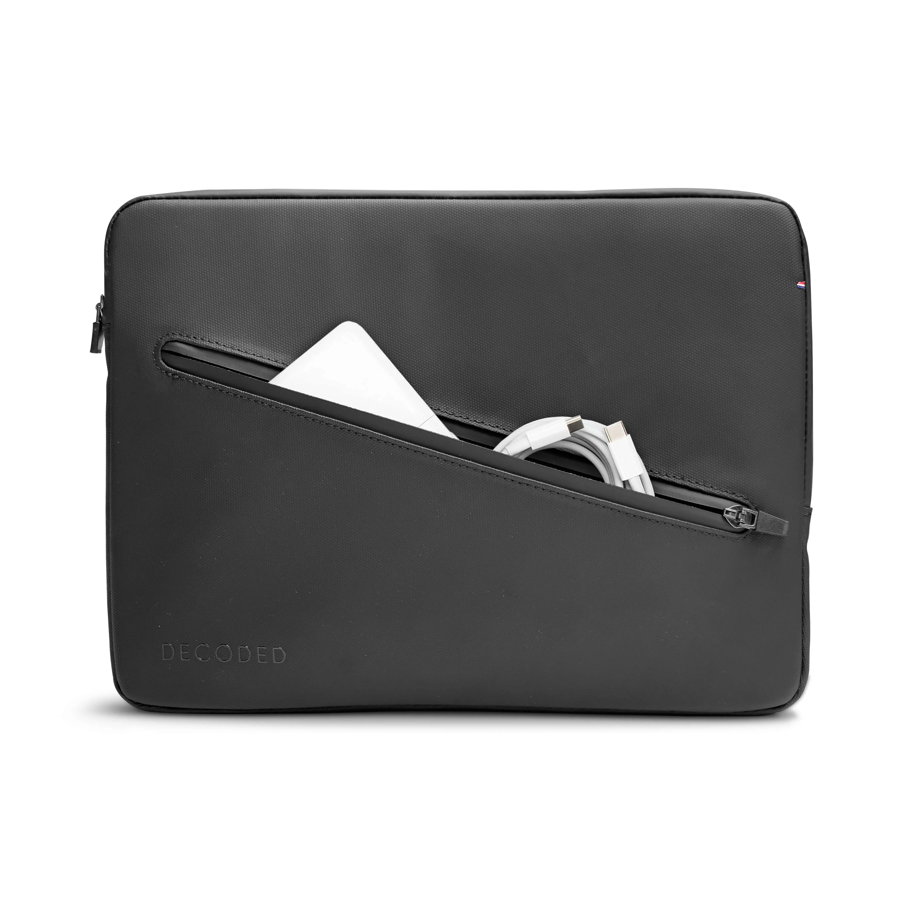 Frame Sleeve Coated Nylon | Graphene | Macbook 13 Inch | D24MB13S2BK - Image 3