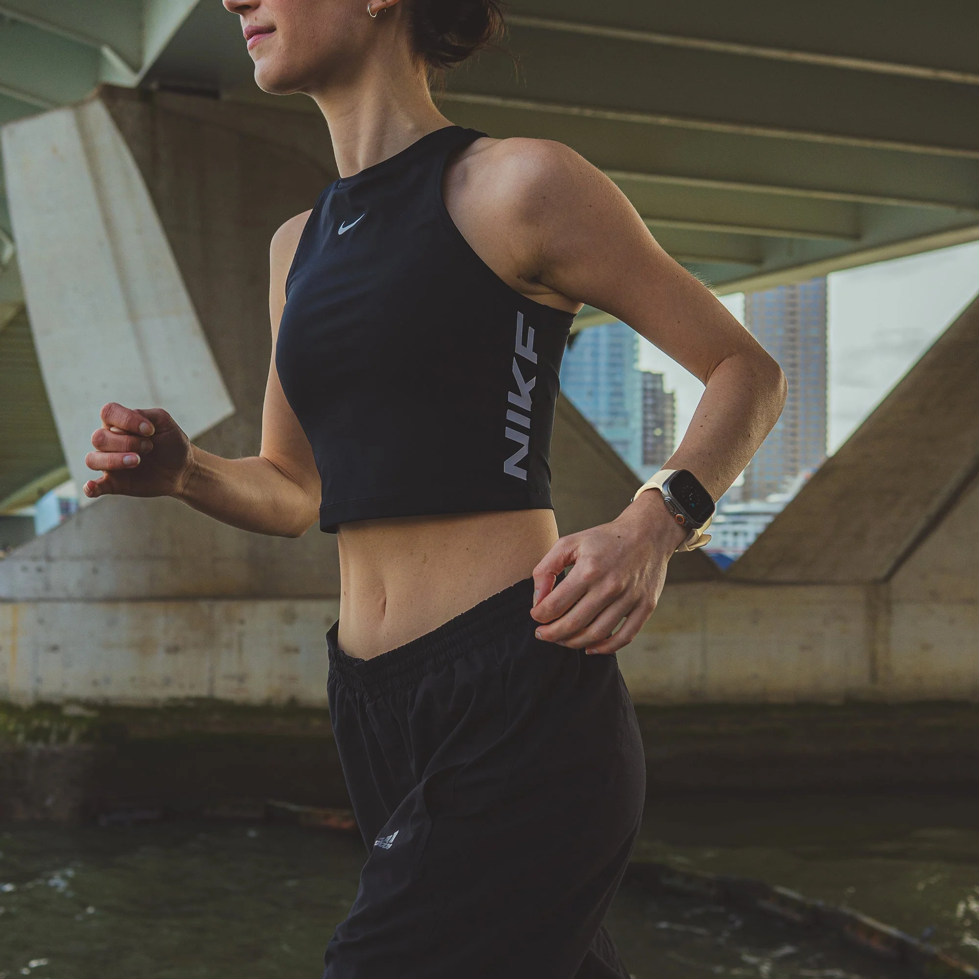 Sport Silicone Ultra Traction Band | Beige | Apple Watch Ultra | D24AWS49UTS1WE - Image 9